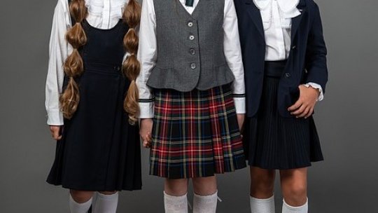 Înalţi oficiali ai statului au fost prezenţi la ceremoniile de deschidere a noului an şcolar