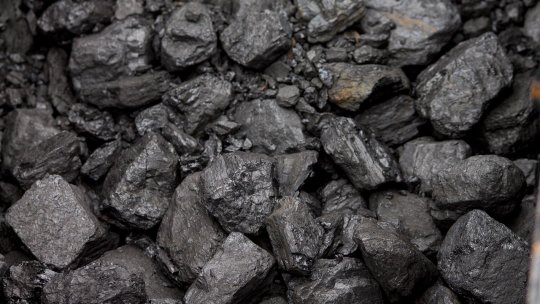 INS: Producţia de cărbune a scăzut cu 16,9% în primele zece luni din 2024;importurile s-au redus cu 6,9%