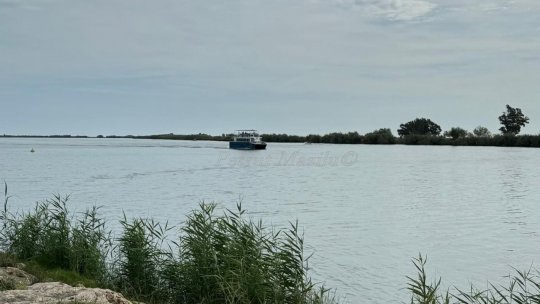 Două ambarcațiuni s-au ciocnit violent în Deltă, un rânăr a fost rănit