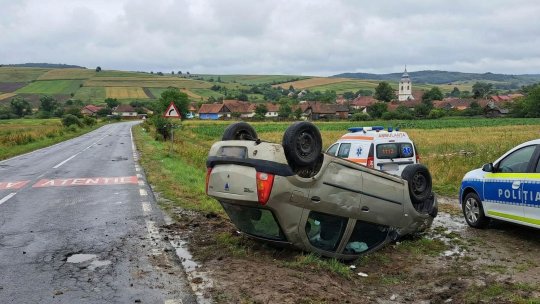 Tragedie pe șoselele din Bistrița-Năsăud în a doua zi de Crăciun. Doi tineri și-au pierdut viața