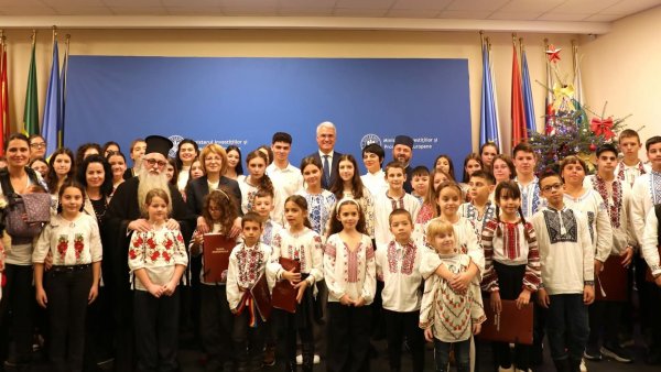 Concert de colinde cu scop caritabil organizat la Micești, în Argeș