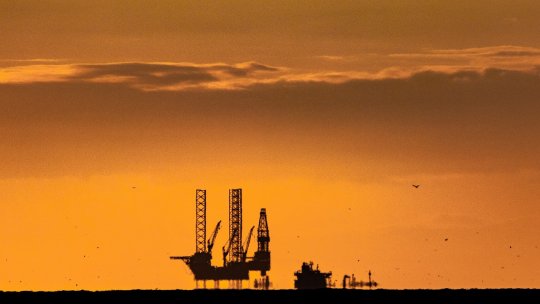 Premierul a vizitat platforma Transocean Barents: Gazul românesc va alimenta consumatorii din ţară; surplusul - exportat