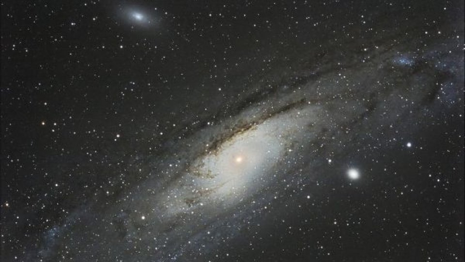 O galaxie care își devorează vecinii, descoperită de cercetători