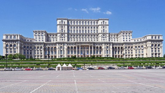 „Gândirea critică - competență pentru combaterea dezinformării”