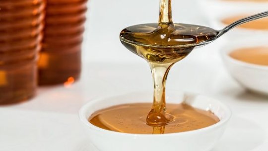 Mierea zaharisită este încă bună de consum? Semn de calitate sau de alterare?
