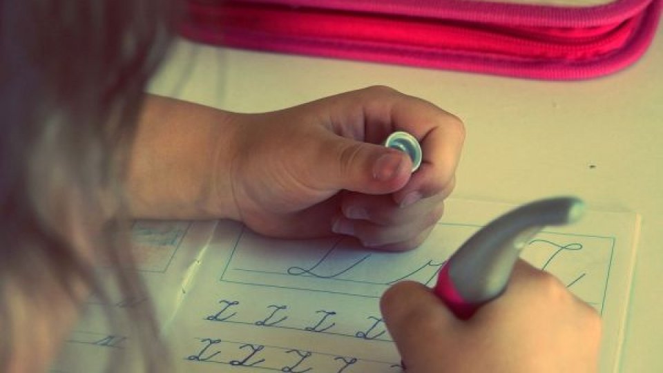 Părinții mai au puțin timp pentru înscrierea copiilor în clasa pregătitoare