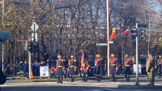 Oradea celebrează Ziua Independenței cu o ceremonia militară în Piaţa Unirii
