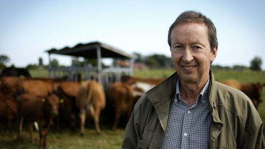 Cioloş: În multe ţări UE cu agricultură dezvoltată mediul de business asigură strategia, nu statul; miniştrii şi premierii se schimbă