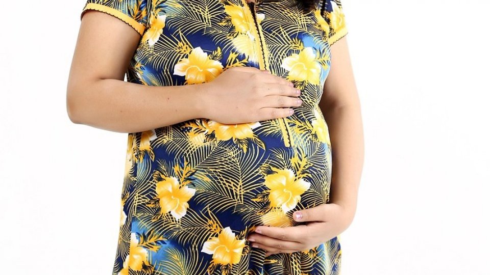 Şase minore însărcinate, în cartierul Ponorâta din Coroieni; autorităţile caută proiecte pentru dezvoltarea traiului cetăţenilor