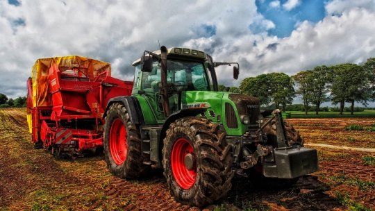 Atenţie la modul de exploatare a utilajelor în campania de recoltare! ; Incendii produse la culturi agricole în Olosig, Iteu Nou şi Ghiorac