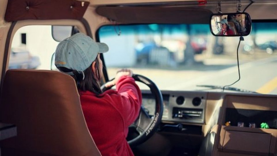 Captură record de droguri în judeţul Sibiu: Cocaină de 3,5 milioane de euro, descoperită într-o autorulotă