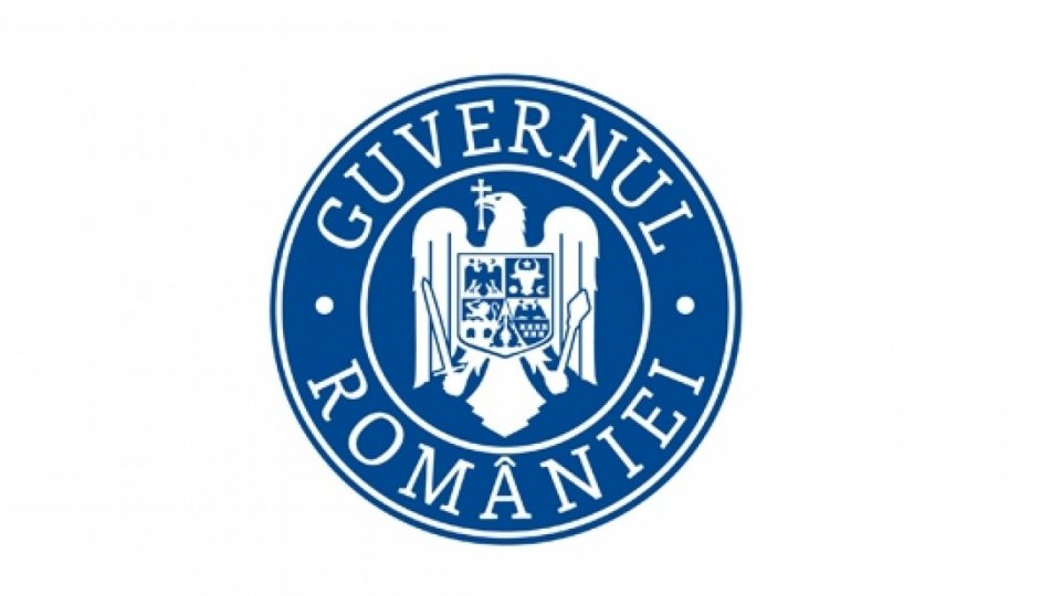 Sindicaliştii din educaţie continuă să protesteze faţă de comasarea şcolilor