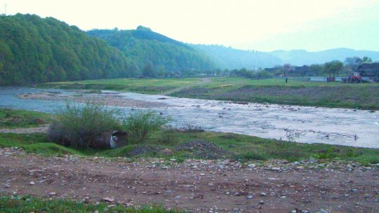 Autoritățile acționează pe râul Lăpuș pentru a reduce riscul de revărsare