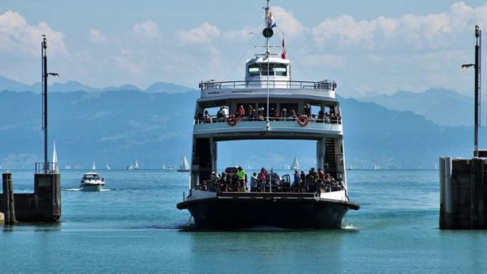 Paradoxul austerității: Românii au cheltuit mai mult pe vacanțe în 2025, în ciuda inflației