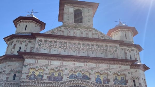 PS Paisie: Educația adevărată unește cultura cu spiritualitatea