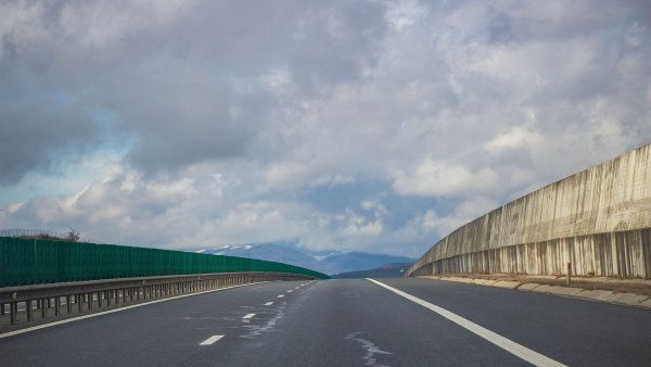 Autostrada Sibiu - Pitești primește permisiunea de a traversa arii naturale de interes național