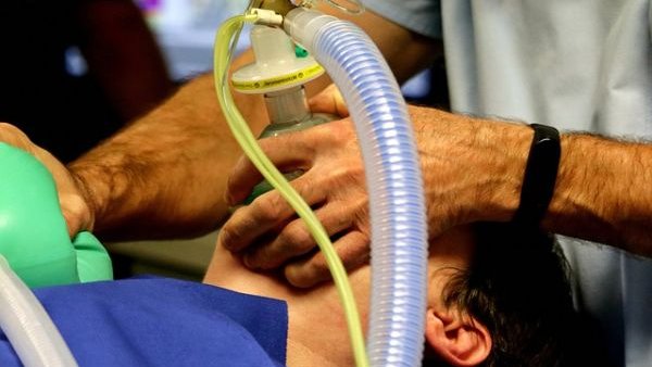 Incident grav la un cimitir din Buzău, unde doi bărbați au suferit arsuri prin electrocutare