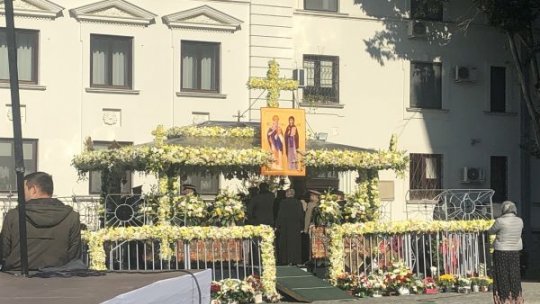 Racla cu sfintele moaşte ale Sfintei Cuvioase Parascheva va fi scoasă din Catedrala Mitropolitană din Iaşi pe 7 octombrie