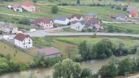 Atenţionare meteo de inundaţii în 15 judeţe, până sâmbătă