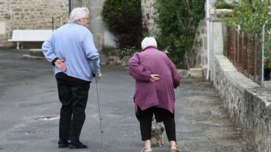 Pensia medie lunară a ajuns la 1.855 de lei. Numărul pensionarilor a scăzut în 2022