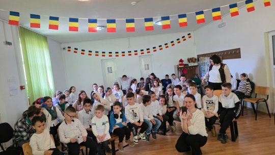 Magia radioului descoperită de elevii din Băbana: Cum au sărbătorit Ziua Mondială a Radioului
