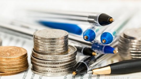 Schimbare în calendarul plăților sociale. Când intră pe card alocațiile și indemnizațiile în luna februarie